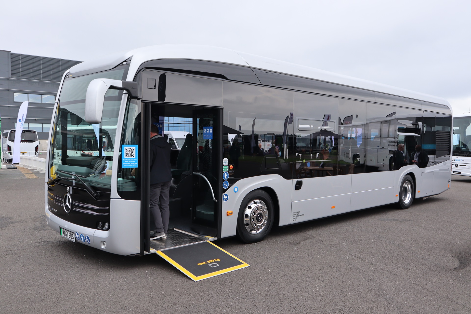 Bristol Airport Orders Mercedes-benz Ecitaro Pair For Landside Use 