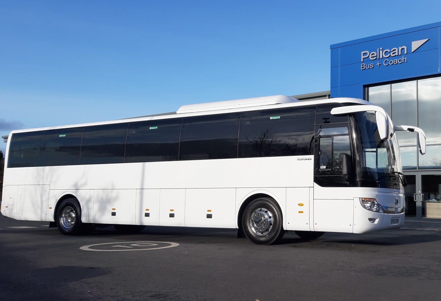 Wattsway Travel takes a second battery-electric Yutong TCe12 - routeone