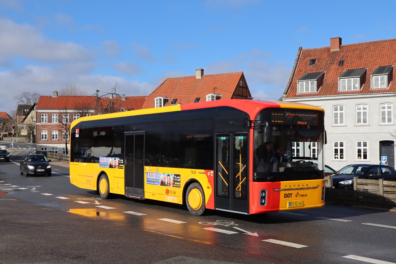 UK extends European zero-emission bus market leadership in 2024