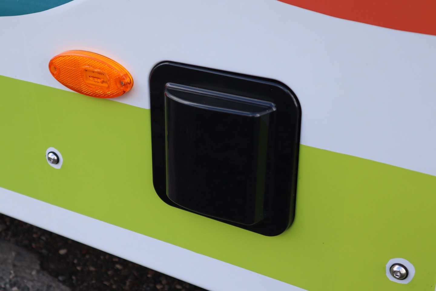 Mellor Strata minibus sideguard unit
