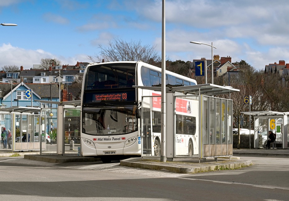 Bus Services (Wales) Bill draws Senedd committee concerns